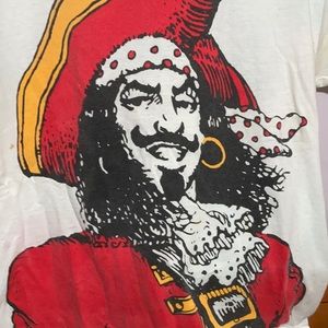 VINTAGE Captain Morgan Tee